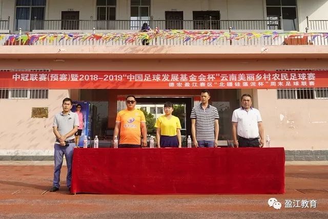 巴萨与阿尔瓦雷斯经纪人洽谈，马竞拒绝转会讨论